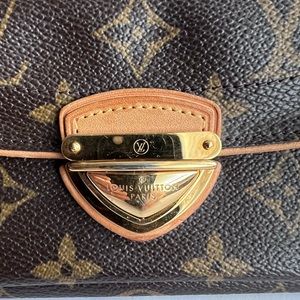 Louis Vuitton Astrid wallet Monogram